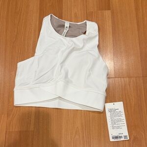 Lululemon V-Waist cropped tennis tank size 6